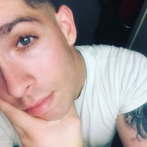 Meet your Posher, Thomas